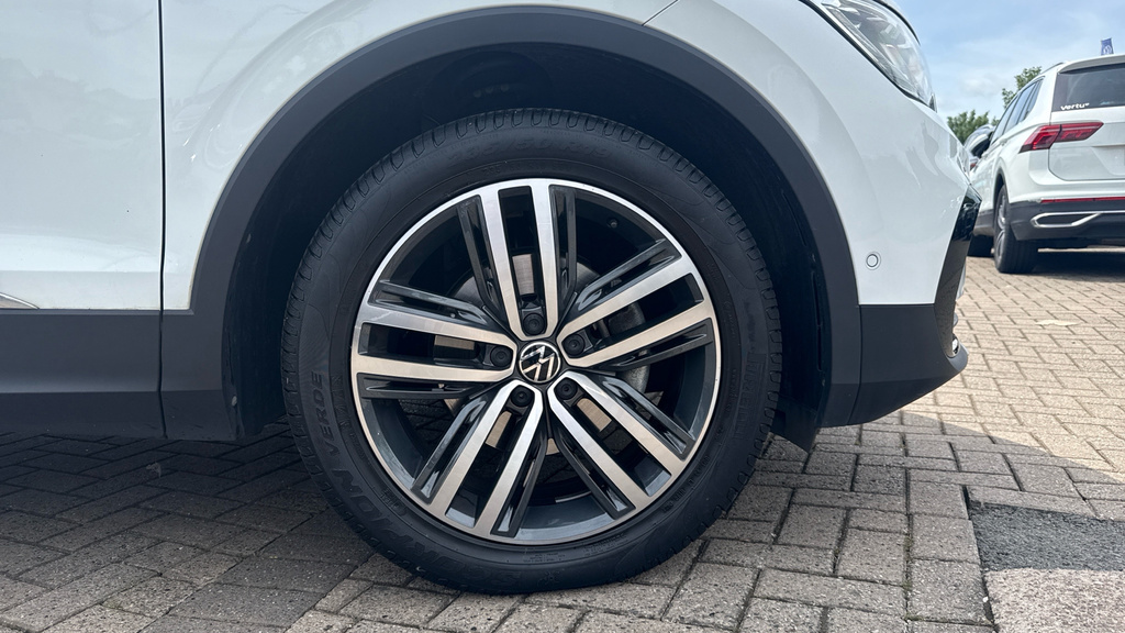 Volkswagen Tiguan Elegance White #5