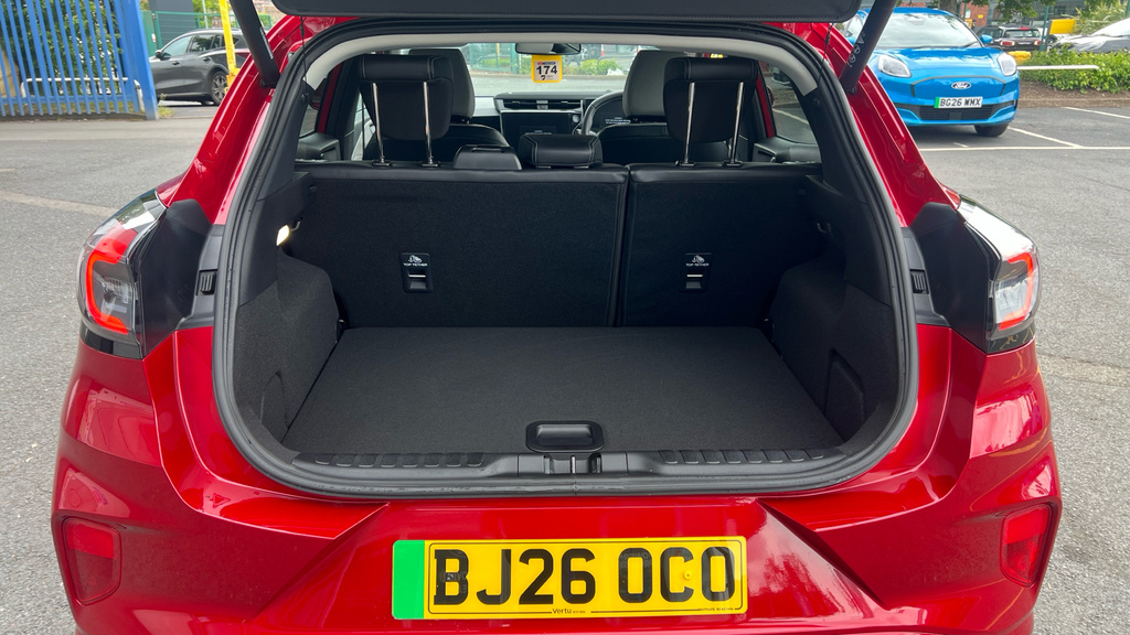 Ford Puma Premium Red #4