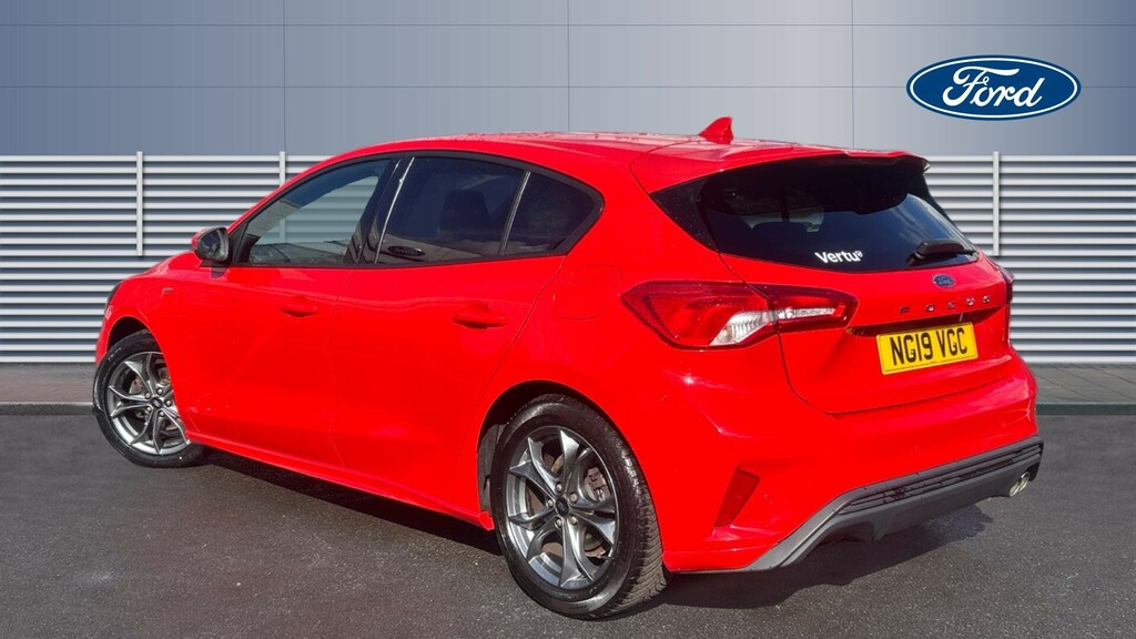 Ford Focus St-line NG19VGC Red #2