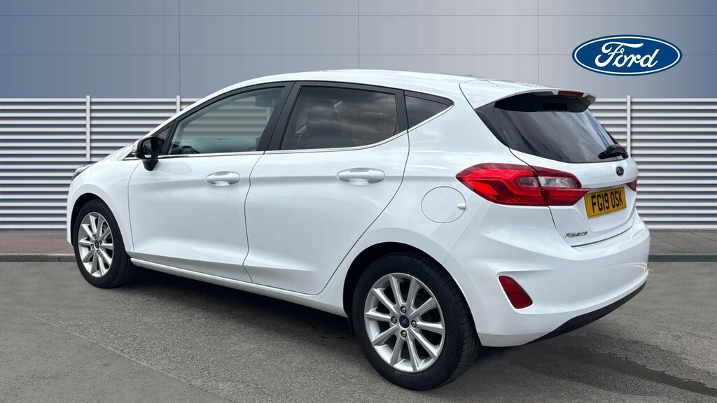 Ford Fiesta Titanium White #2