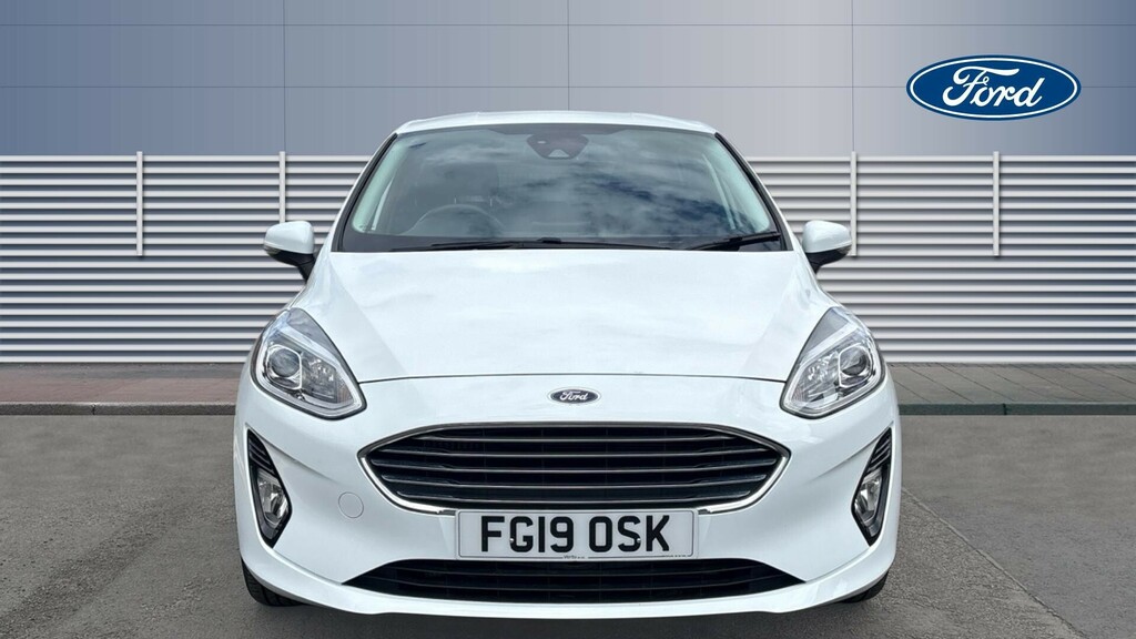 Ford Fiesta Titanium White #3