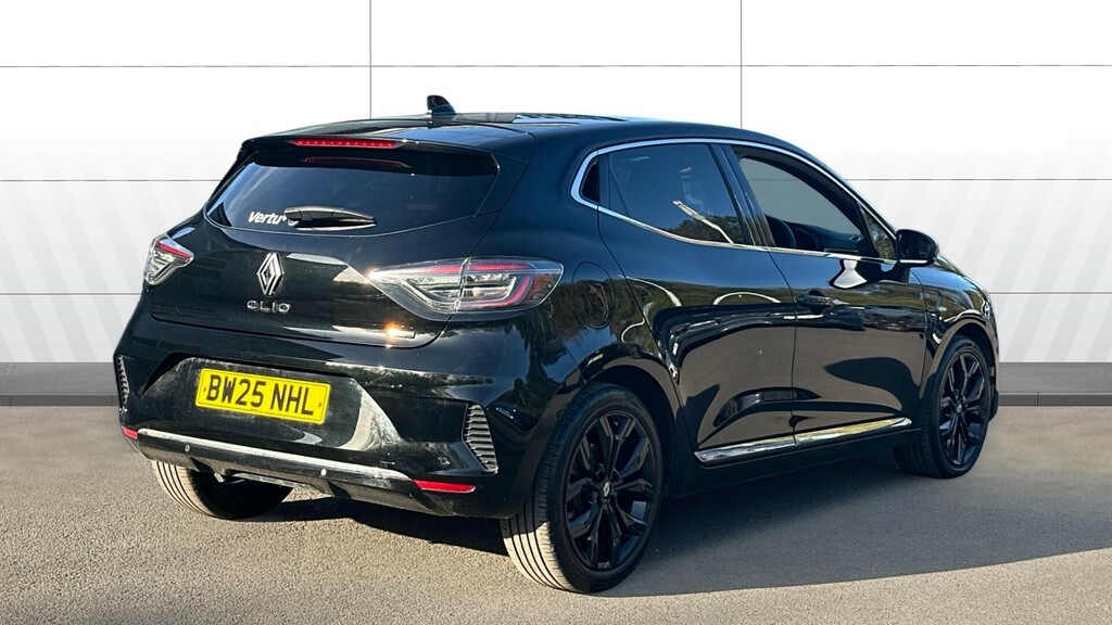 Renault Clio Techno Black #2