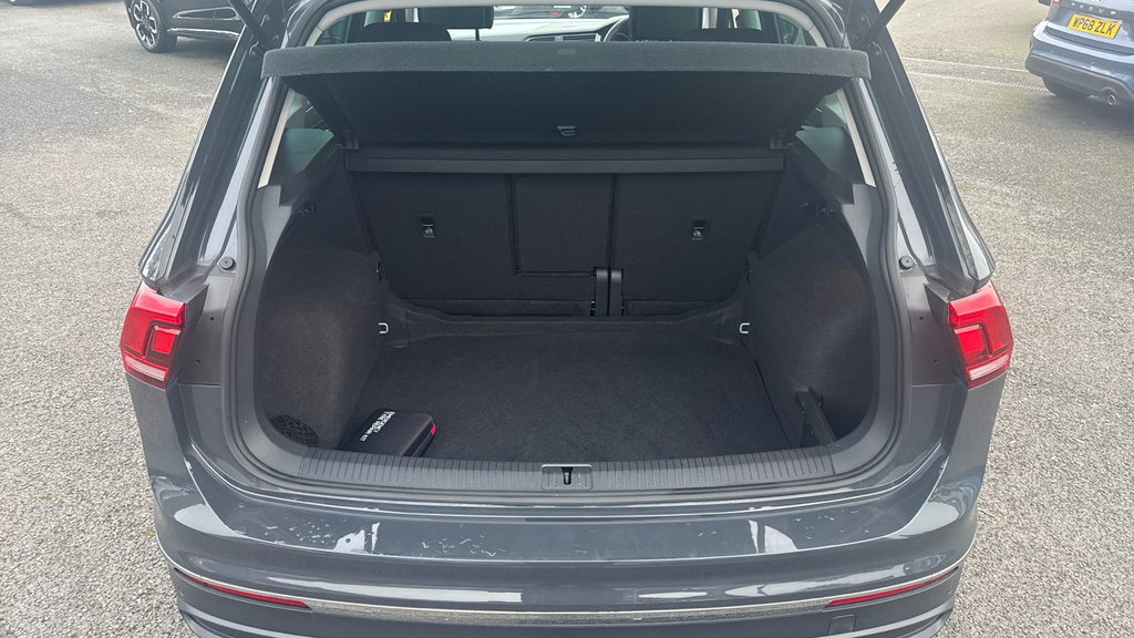 Volkswagen Tiguan Life Grey #4