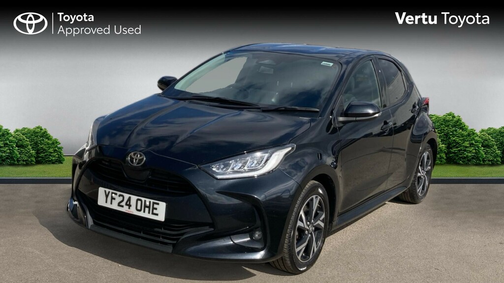 Toyota Yaris Design YF24OHE Black #3