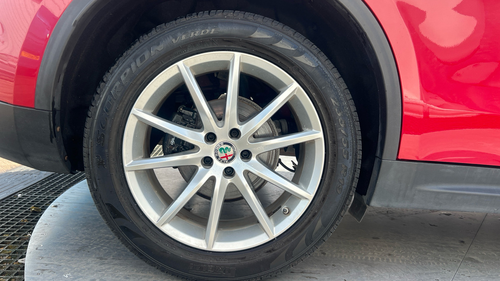 Alfa Romeo Stelvio Speciale Red #6