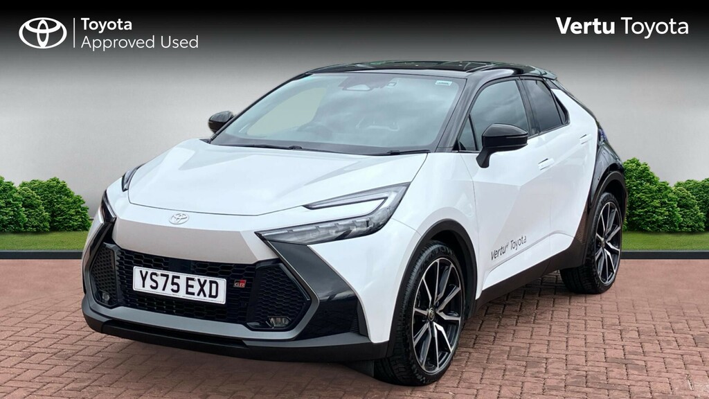 Toyota C-Hr Gr Sport YS75EXD White #3
