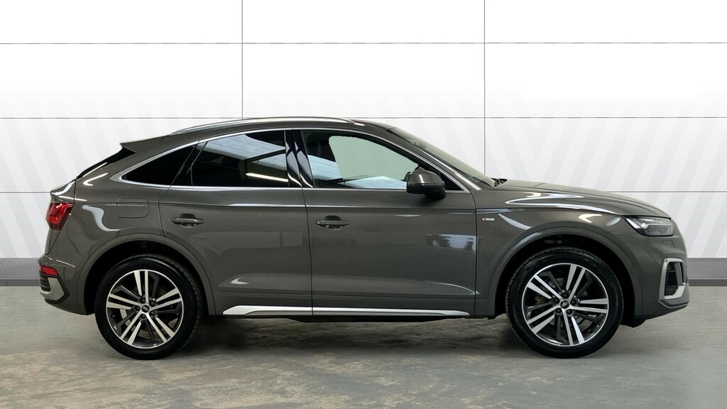 Audi Q5 S Line WT72DYD White #3