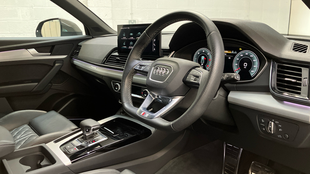 Audi Q5 S Line WT72DYD White #6