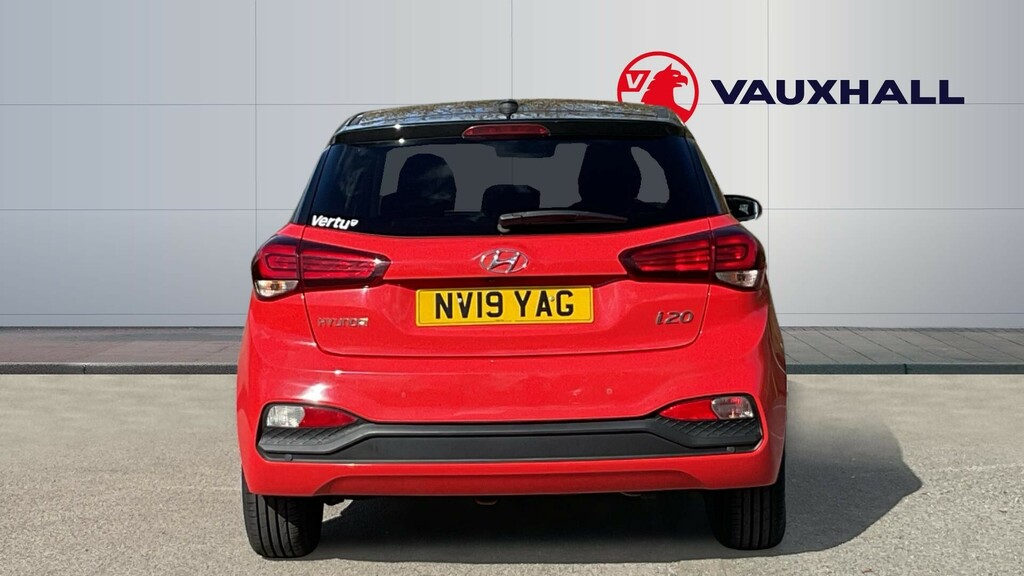 Hyundai I20 Play Red #6