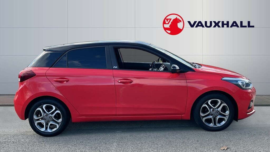 Hyundai I20 Play Red #5