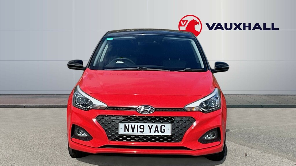 Hyundai I20 Play Red #3