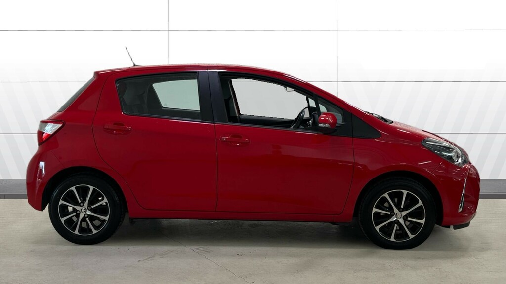 Toyota Yaris Icon Tech DU69BWF Red #5