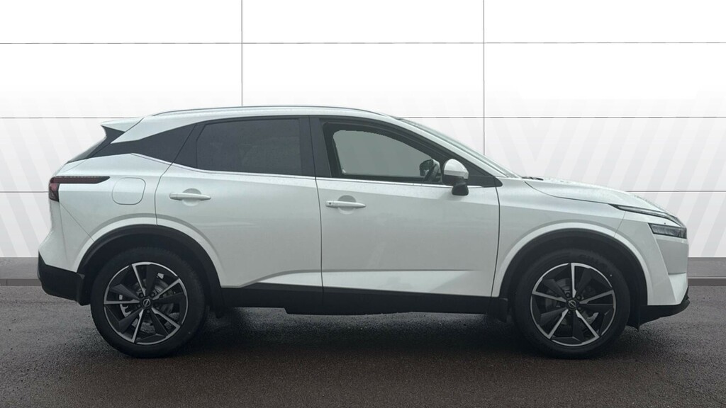 Nissan Qashqai Tekna SB22SYY White #5