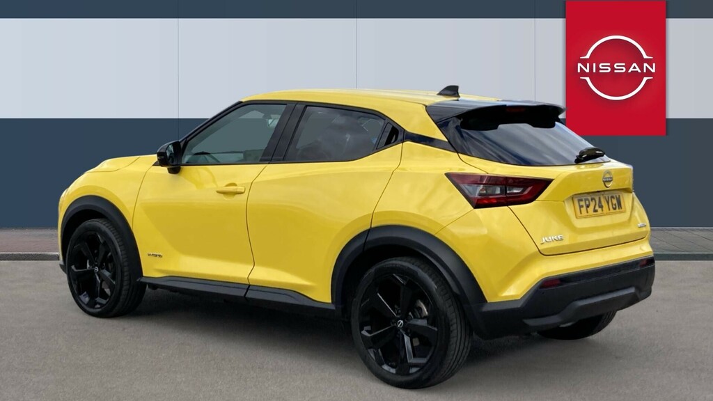 Nissan Juke Tekna Yellow #2