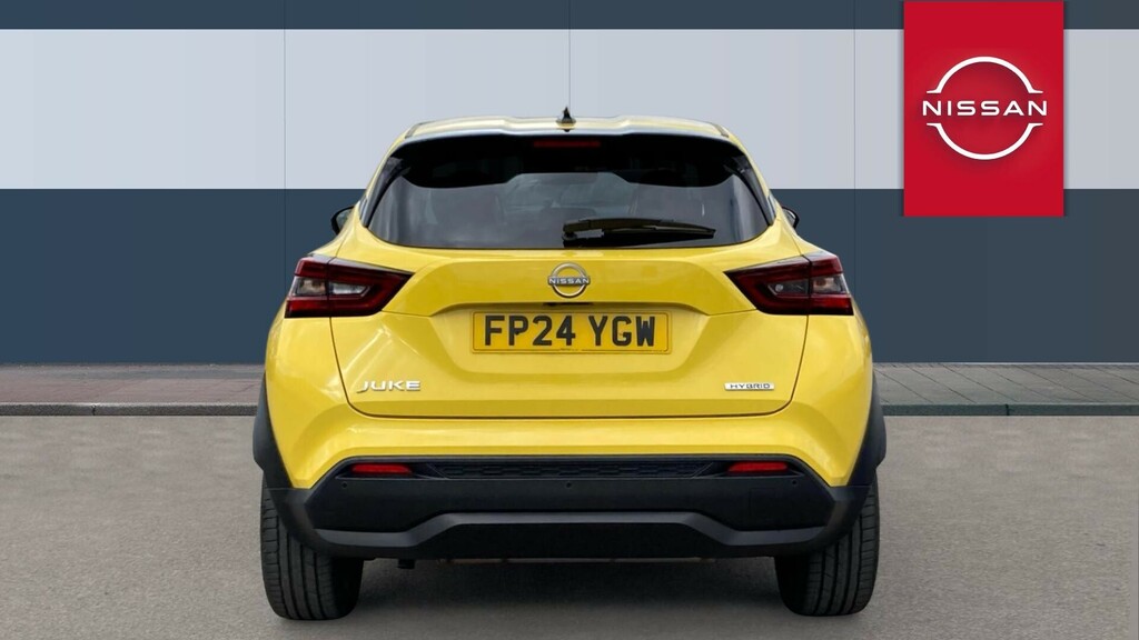 Nissan Juke Tekna Yellow #6