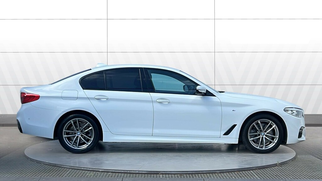 BMW 5 Series M Sport AE20FDC White #5