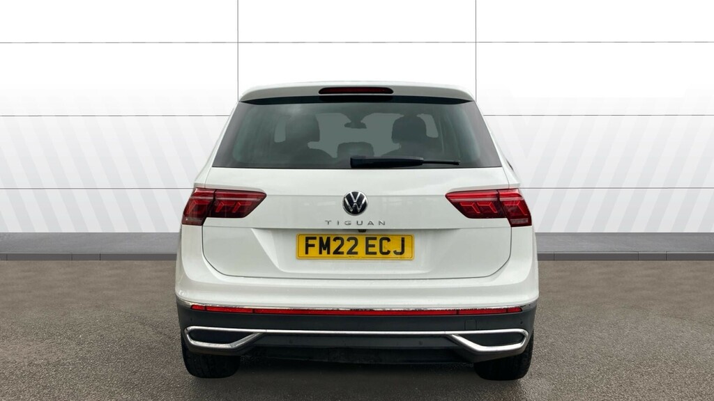 Volkswagen Tiguan Elegance White #5