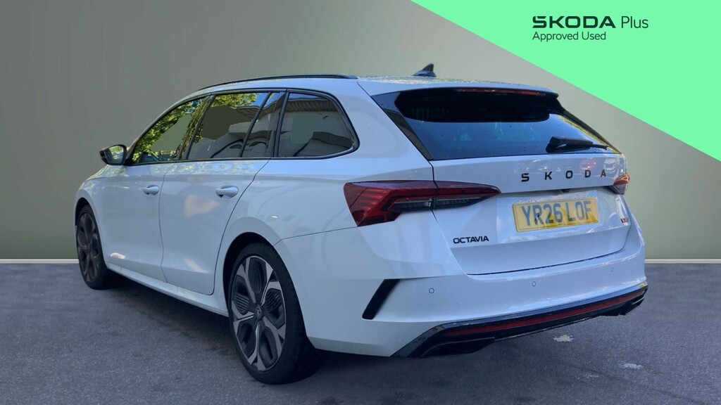 Skoda Octavia Vrs White #3