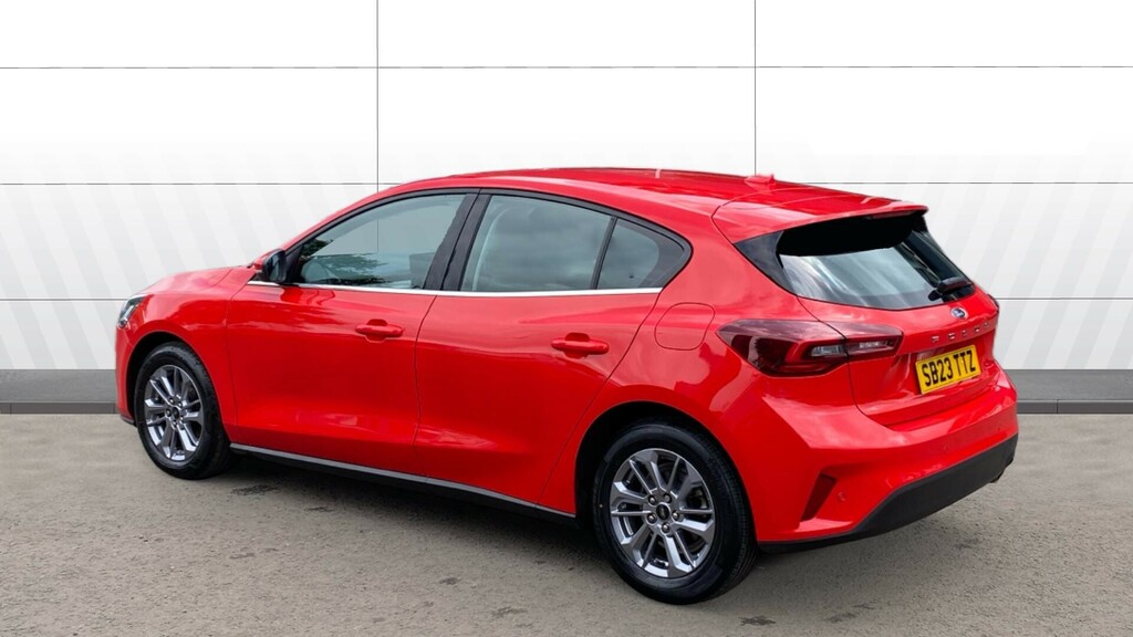 Ford Focus Titanium SB23TTZ Red #2