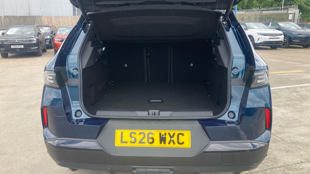 Vauxhall Grandland Ultimate Blue #4