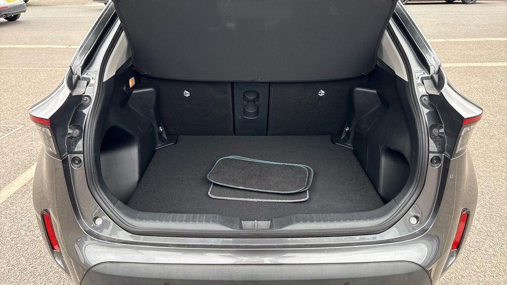 Toyota Yaris Cross Excel YM72CYE Grey #4