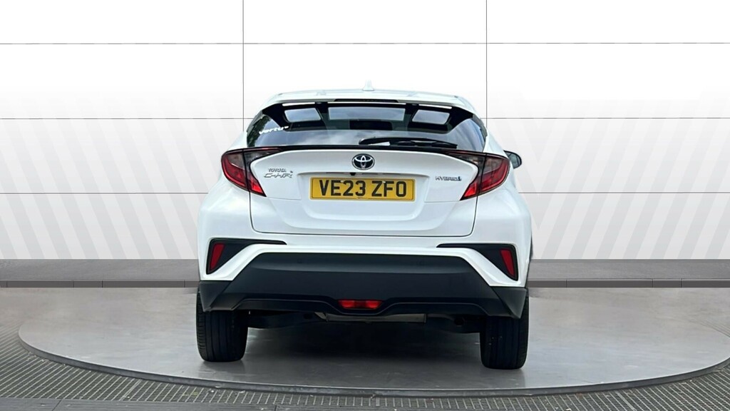 Toyota C-Hr Design White #6