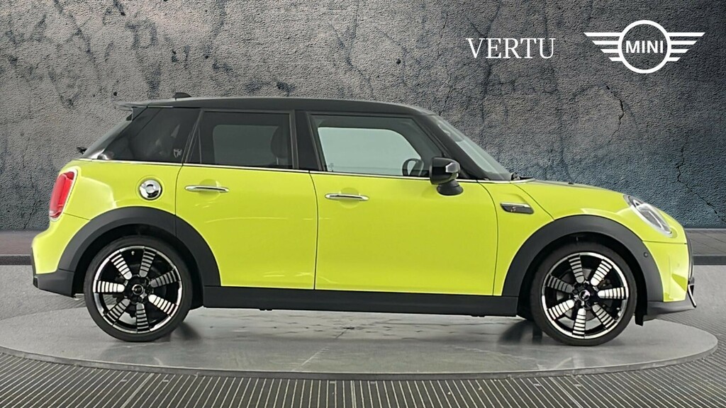 Mini Hatch Cooper S Exclusive YK23HXO Yellow #3