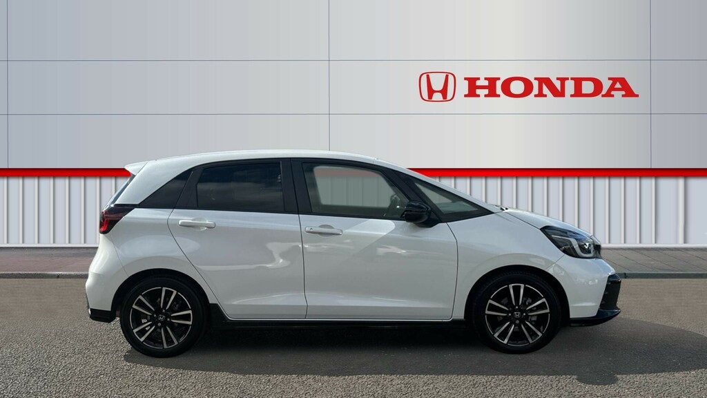 Honda Jazz Advance Sport RE25YMH White #5