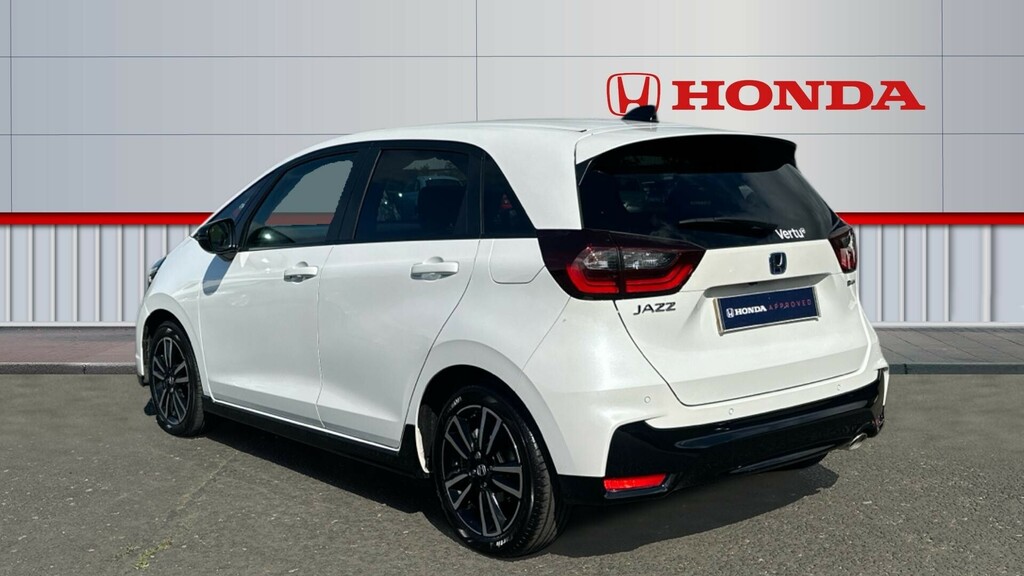 Honda Jazz Advance Sport RE25YMH White #3