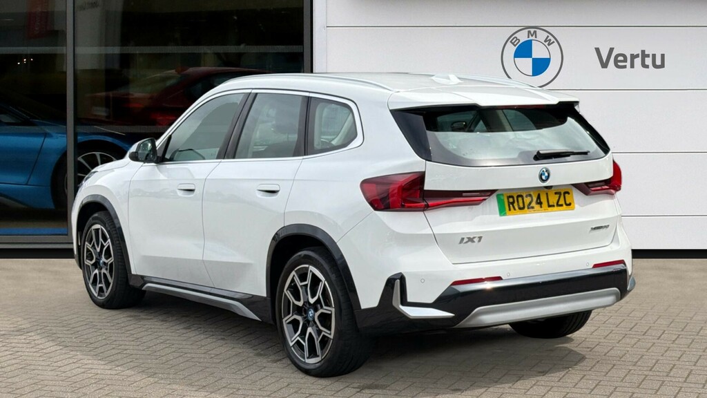 BMW iX1 Xline White #2