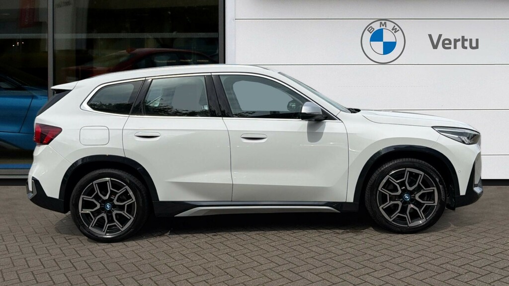 BMW iX1 Xline White #3