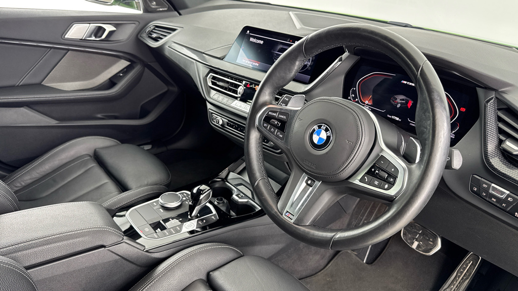 BMW 1 Series M135i RE72YDF Green #6