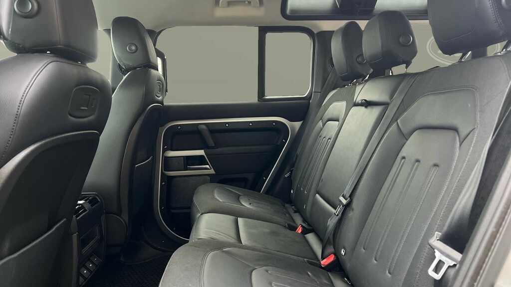 Land Rover Defender 110 First Edition CV20NMY Silver #4