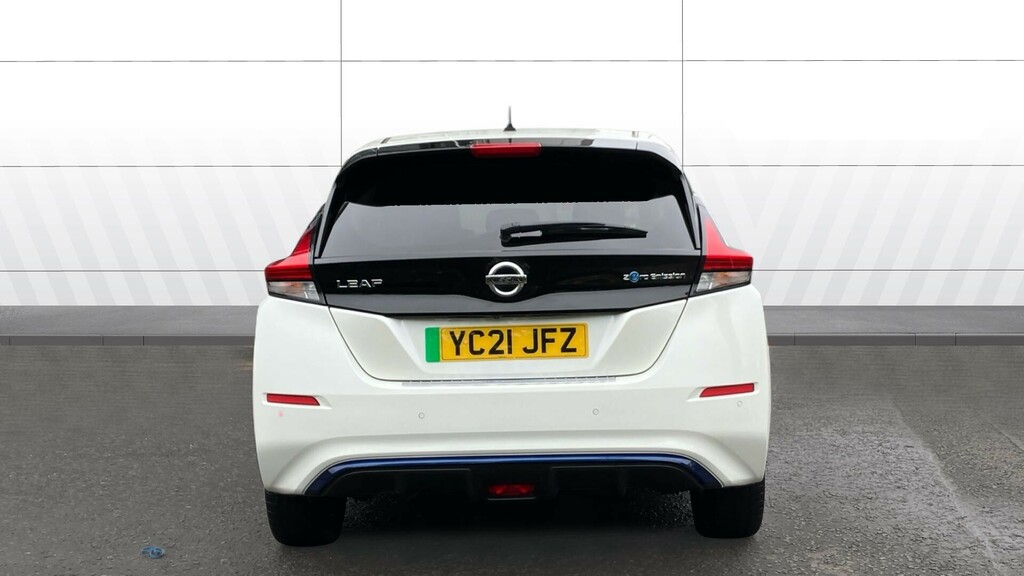 Nissan Leaf N-connecta YC21JFZ White #6