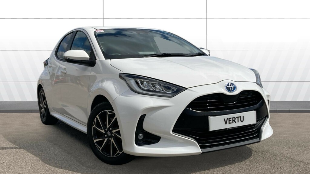 Toyota Yaris Design White