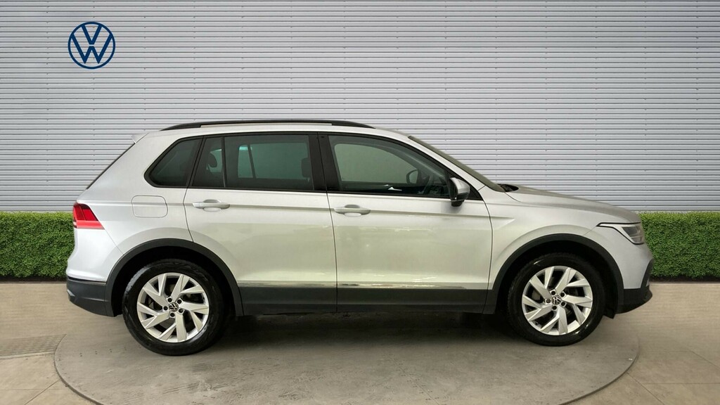 Volkswagen Tiguan Life YH22FCZ Silver #4