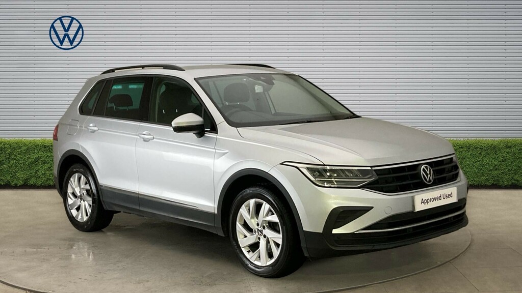 Volkswagen Tiguan Life Silver