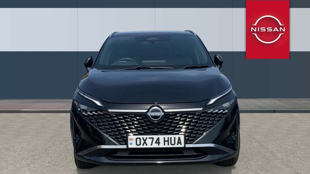 Nissan Qashqai Tekna Black #3
