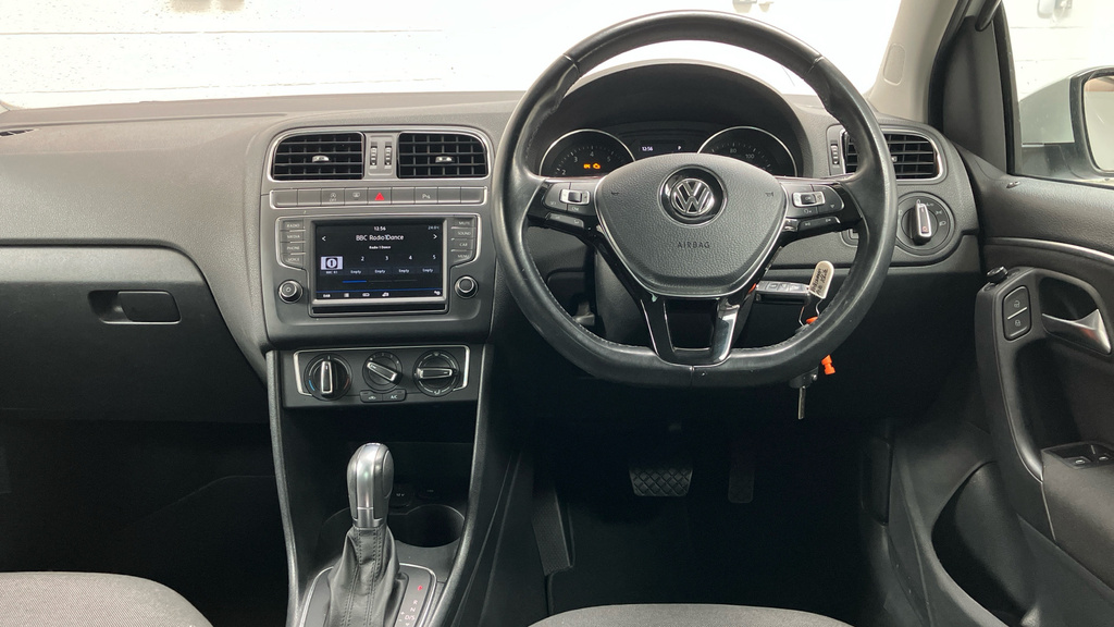 Volkswagen Polo Match Edition LR17ZVD White #5