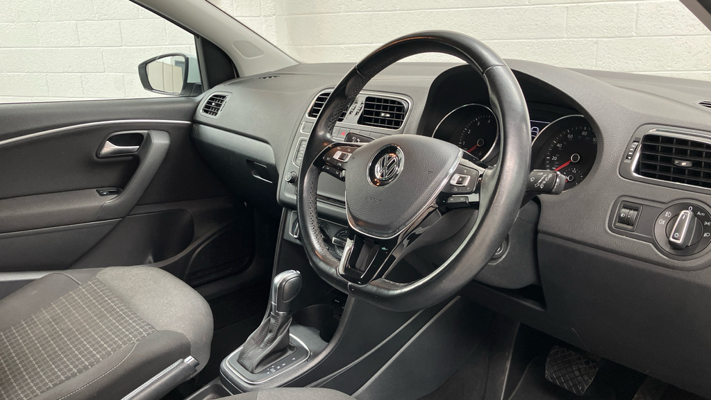 Volkswagen Polo Match Edition LR17ZVD White #6