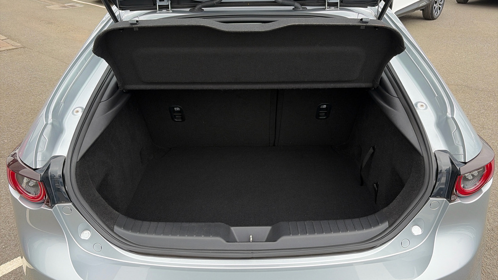 Mazda 3 Se-l Lux SF69VKH Silver #3