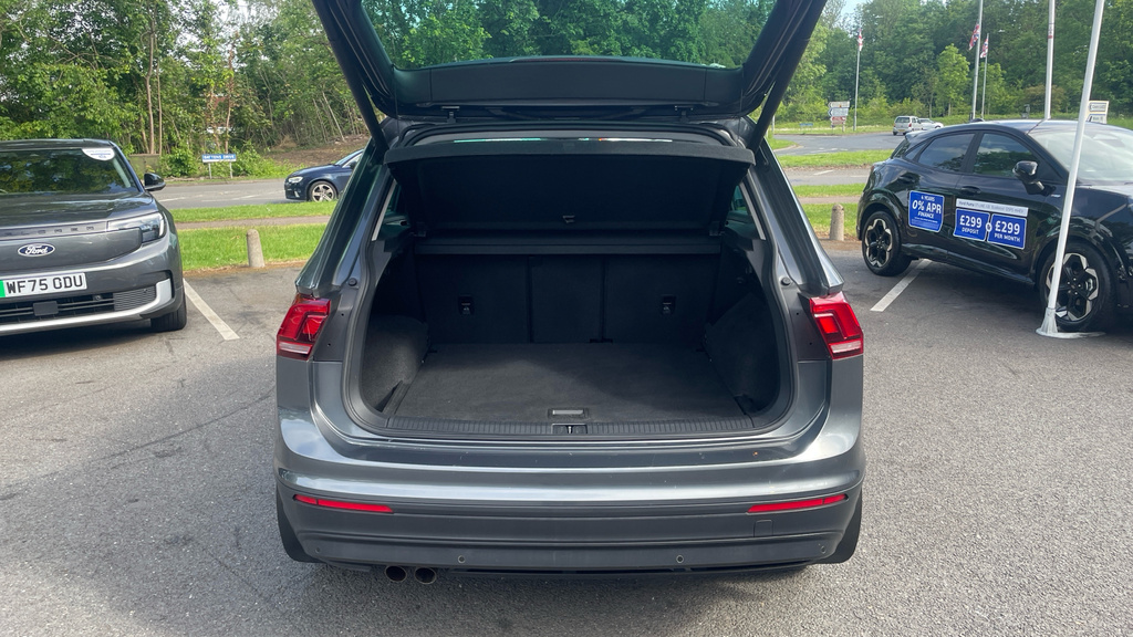 Volkswagen Tiguan Match Grey #4