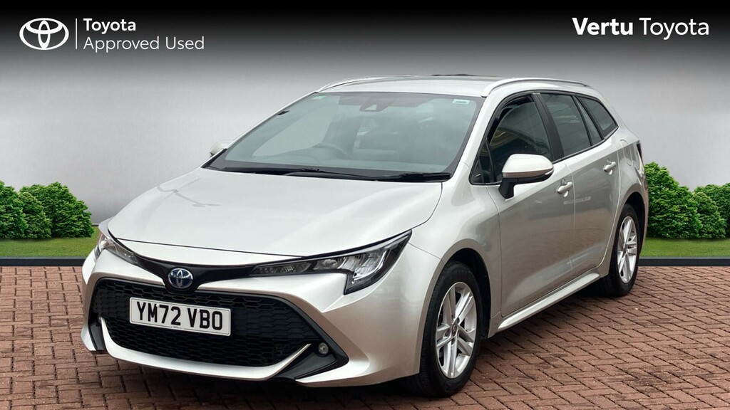 Toyota Corolla Icon White #3