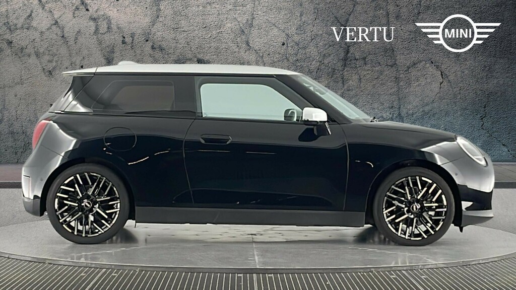 Mini Hatch E Exclusive FV74OGP Black #3