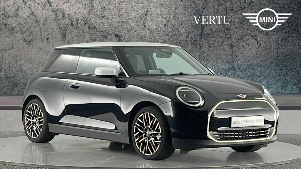 Mini Hatch E Exclusive Black