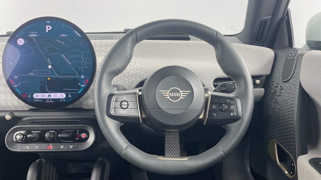 Mini Hatch E Exclusive FV74OGP Black #5