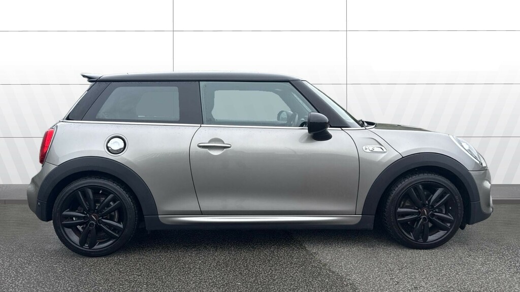Mini Hatch Cooper S Sport NG19XPW Silver #5