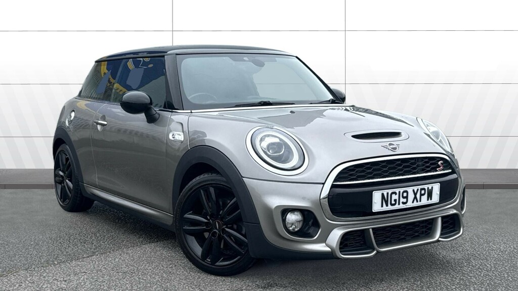Mini Hatch Cooper S Sport Silver