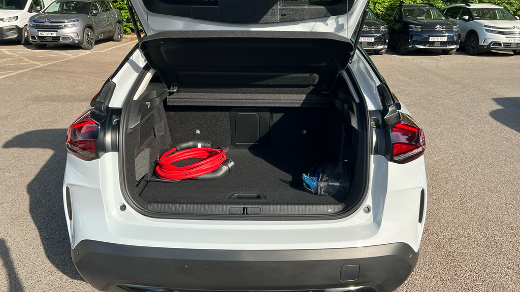 Citroen e-C4 E-series White #4