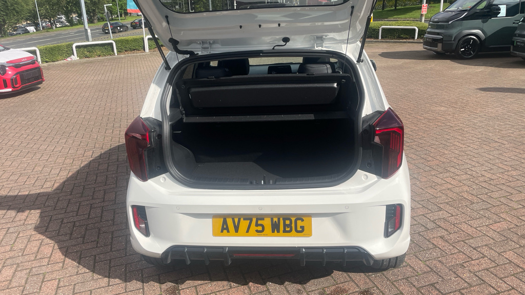 Kia Picanto Gt-line S AV75WBG White #4